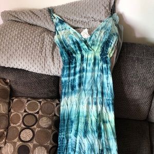 NEVER WORN Planet Blue Tie-Dye Maxi Dress